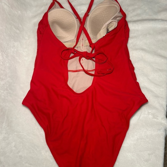 Kona Sol Vibrant Red Swimsuit - Picture 4 of 8